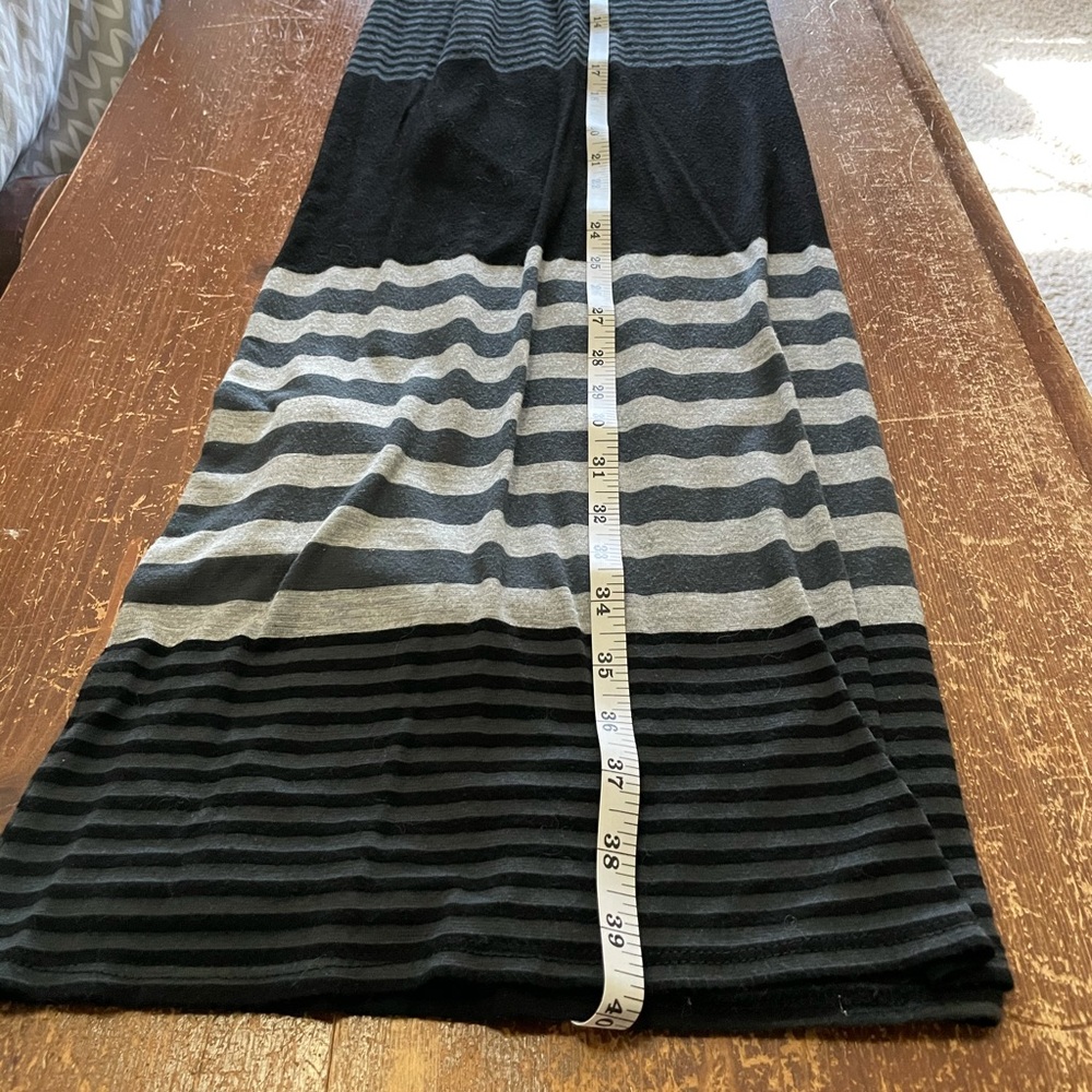 Set of two (2) long skirts. - Picture 2 of 6